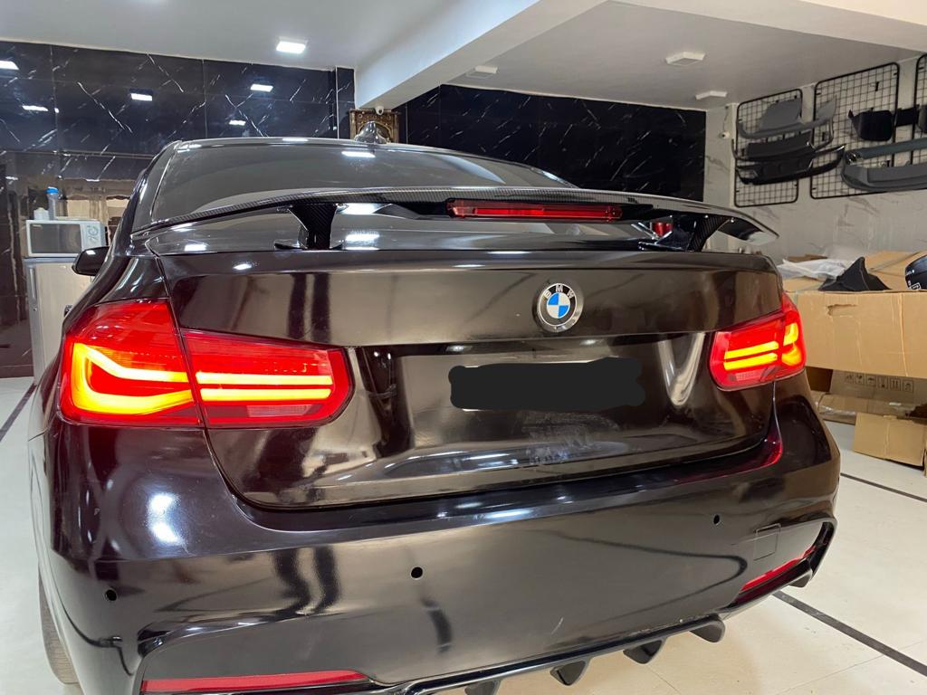 Motorik Gloss Black Light-Style Spoiler for BMW 3 Series (F30) | Sleek Rear Wing with LED Brake Light