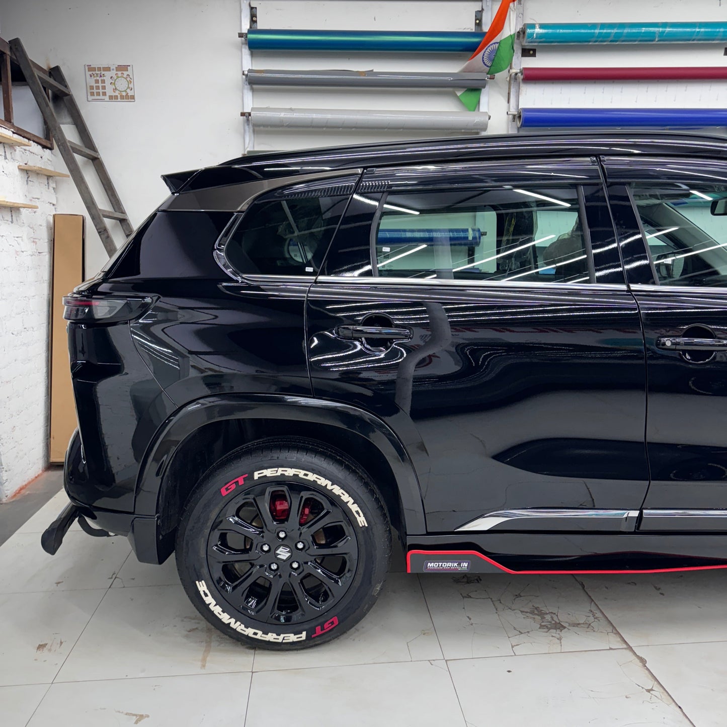 MOTORIK GT(R) Performance(W) 3D Rubber Tire Stickers for 14 to 18 Inch Wheels (Set for 4 Wheels)