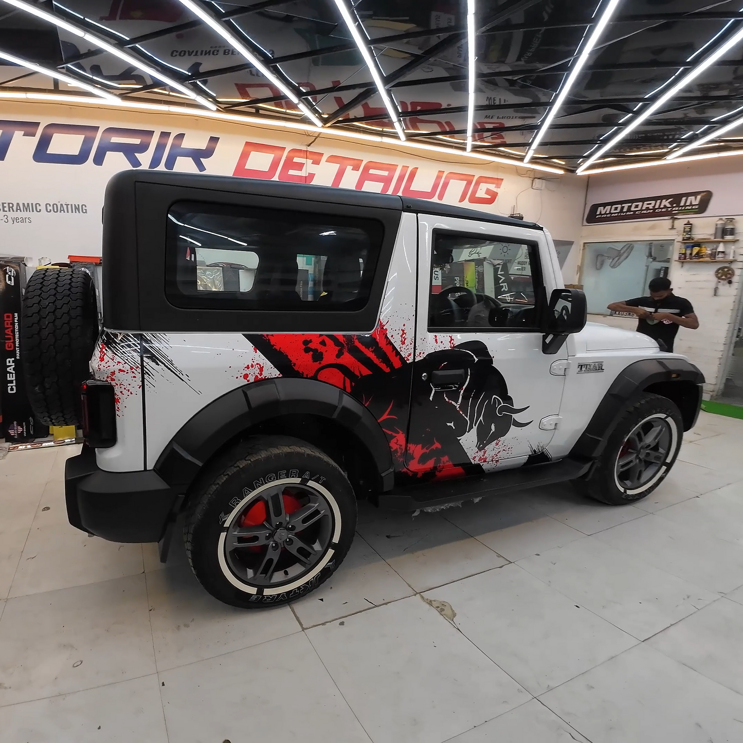Motorik Bull SUV/XUV Car Side Graphics (Both Sides)