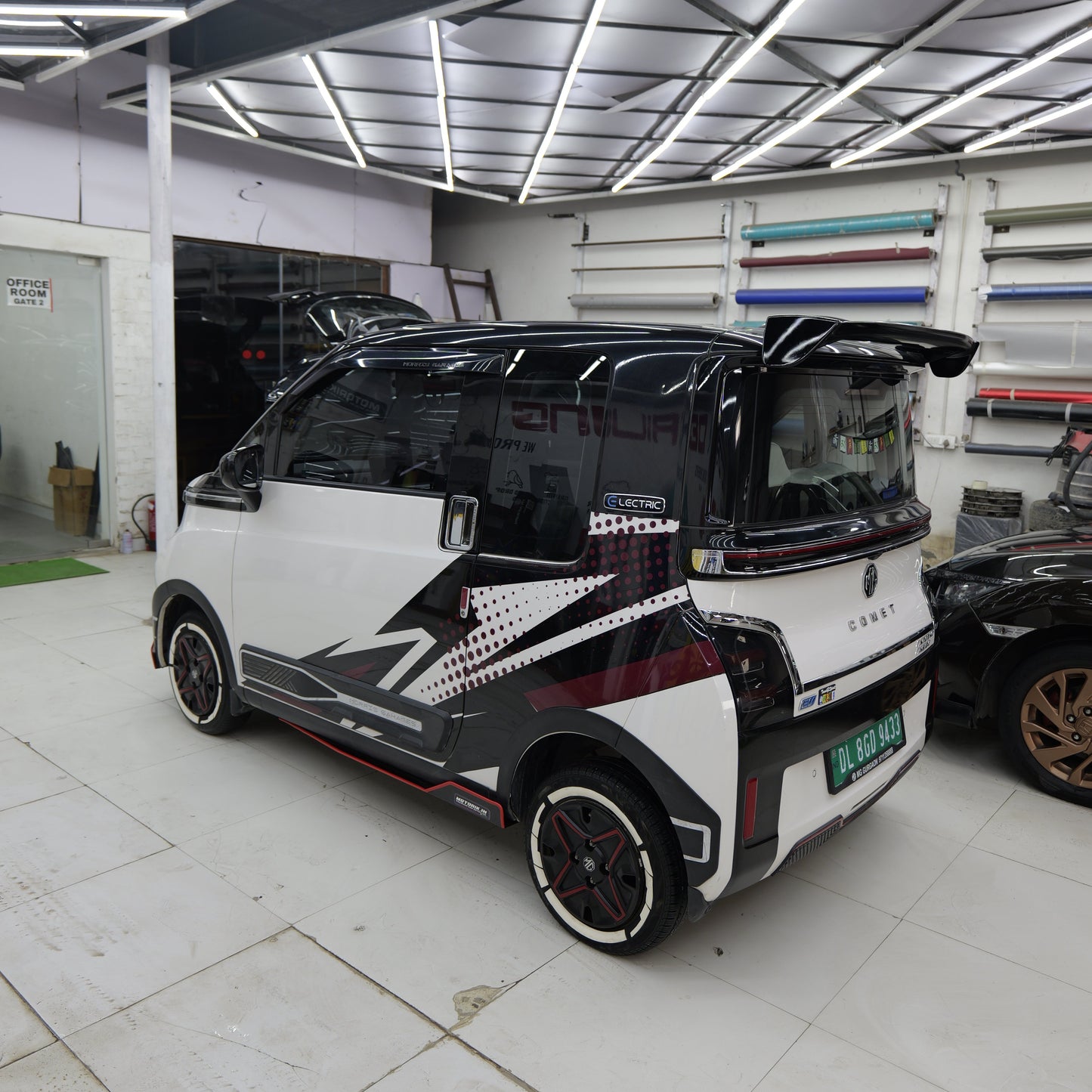 Motorik White Strips & Gun Strips (W) car Tyre Stickers | for 15''-19'' Wheels | Set of 4