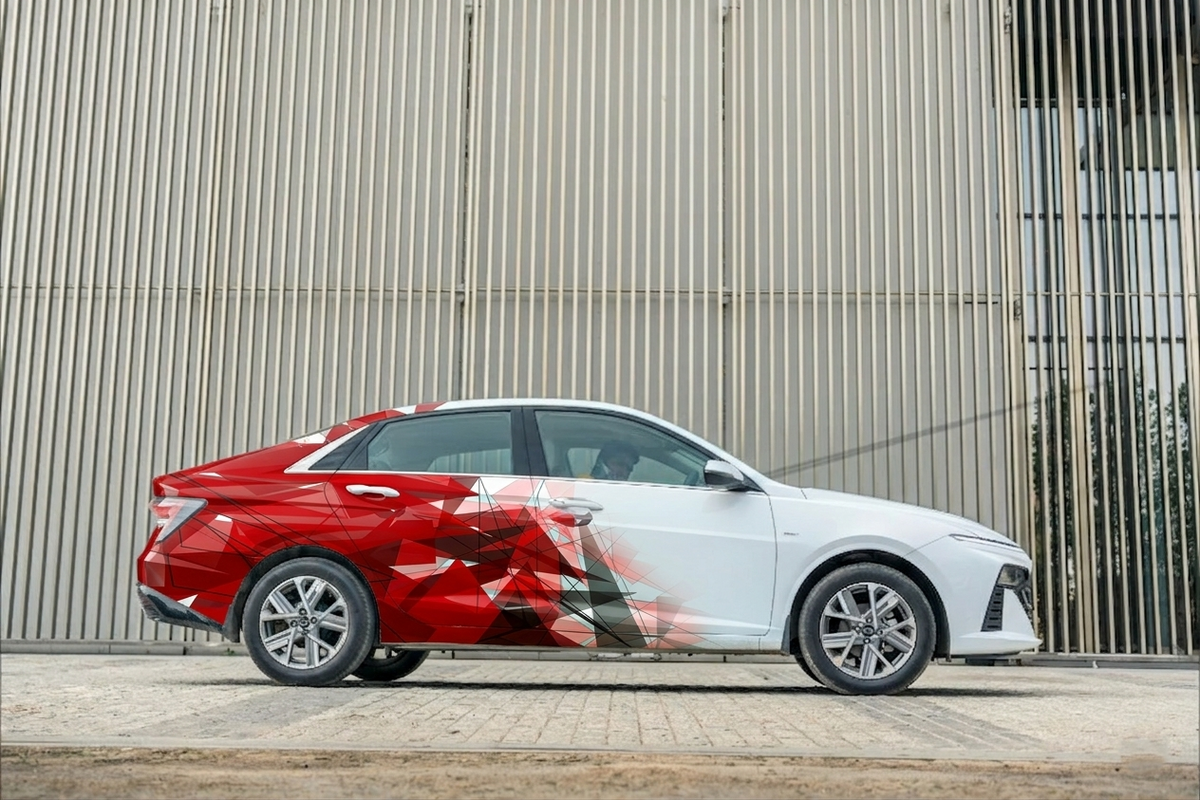 Car Body Graphical Crystal Theme Side & Rear Car Body Graphics for All Sedan Cars ...