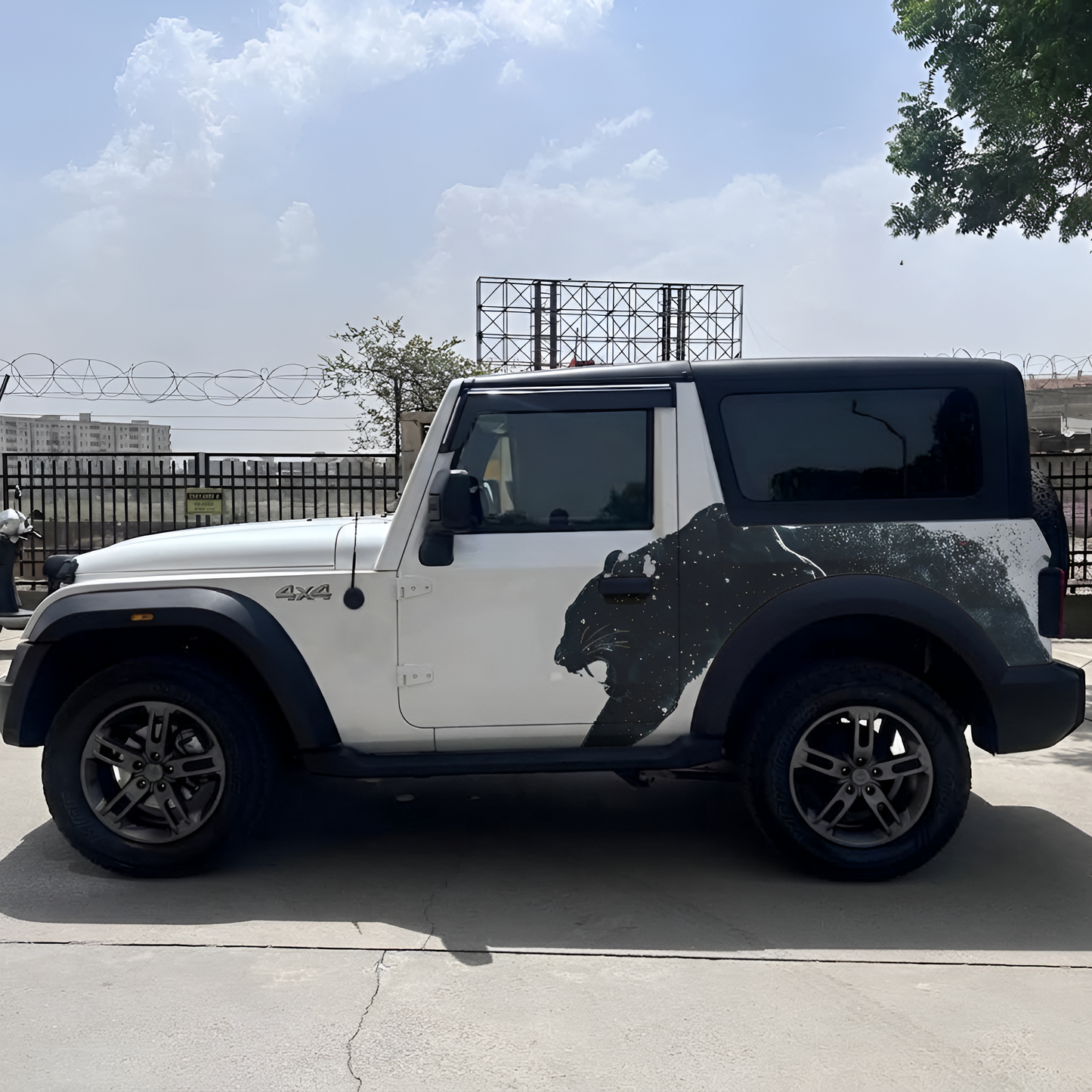 Motorik Stealth Panther for Thar & Thar Roxx Car Side Graphics (Both Sides)