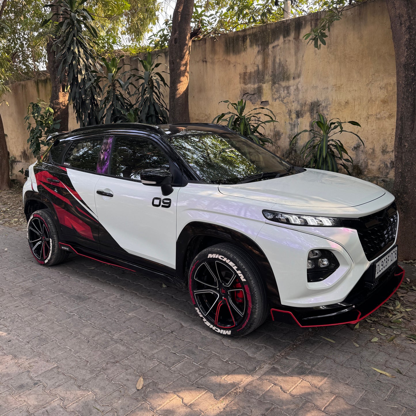 MOTORIK abstract Graphics Compatible with All Cars (Both Sides)